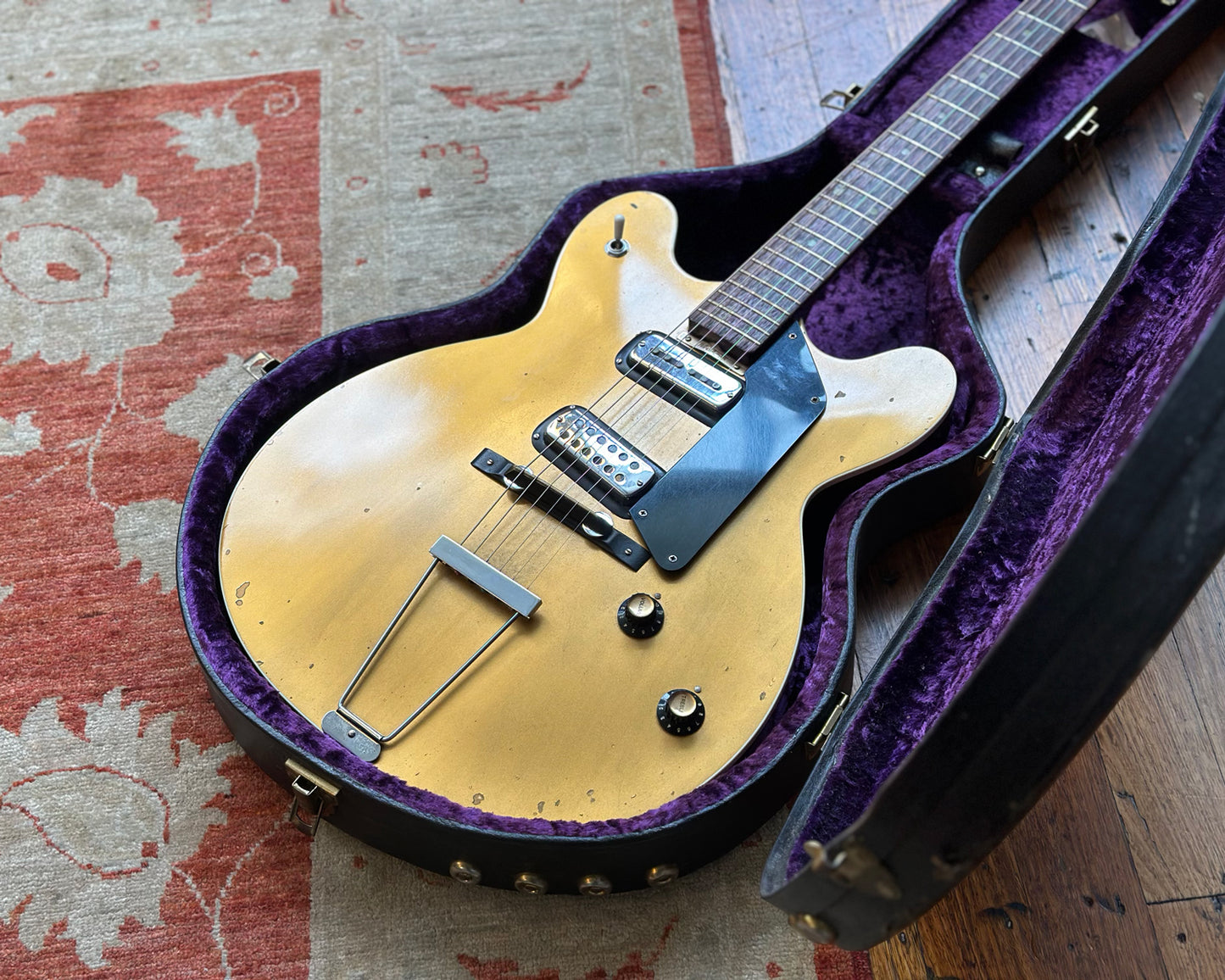 Maton Apollo 505 Gold Top Thinline Hollow Body Electric - Refin