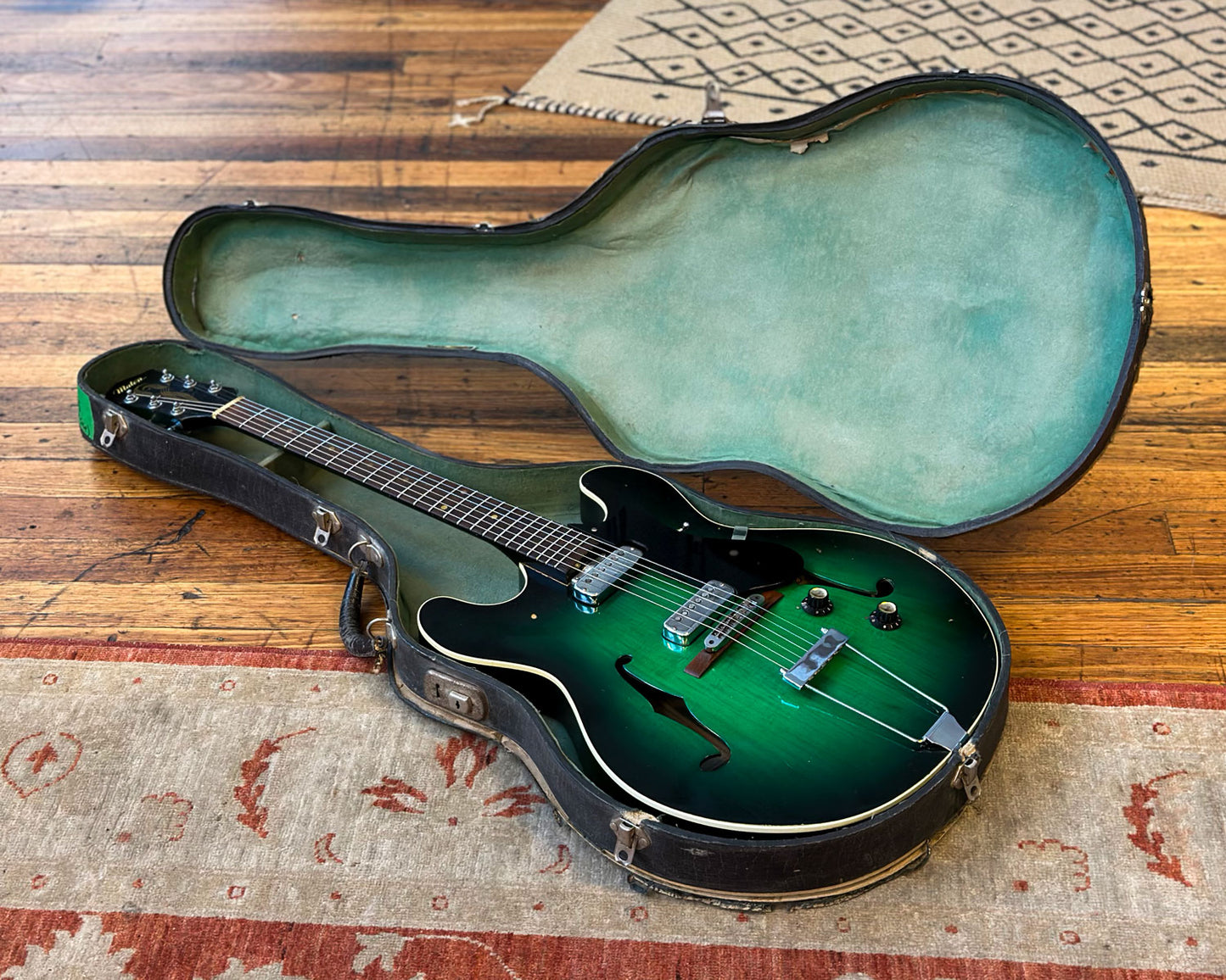 1966 Maton DC545 Slenderline