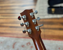 Load image into Gallery viewer, Maton EBG808TE Tommy Emmanuel w/ OHSC
