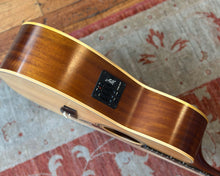 Load image into Gallery viewer, Maton EBG808TE Tommy Emmanuel w/ OHSC
