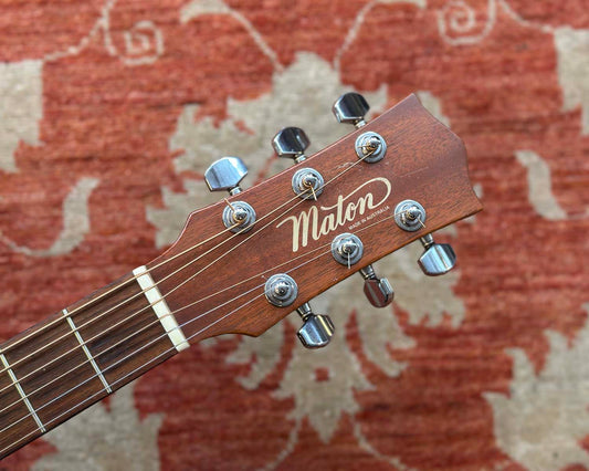 Maton EM325 Acoustic Electric Dreadnought Guitar w/AP5 Pickup System & Hiscox Case