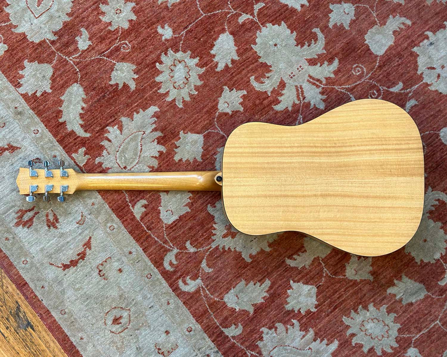 Maton M225 'Natural Series' Dreadnought w/Hiscox LiteFlite Case