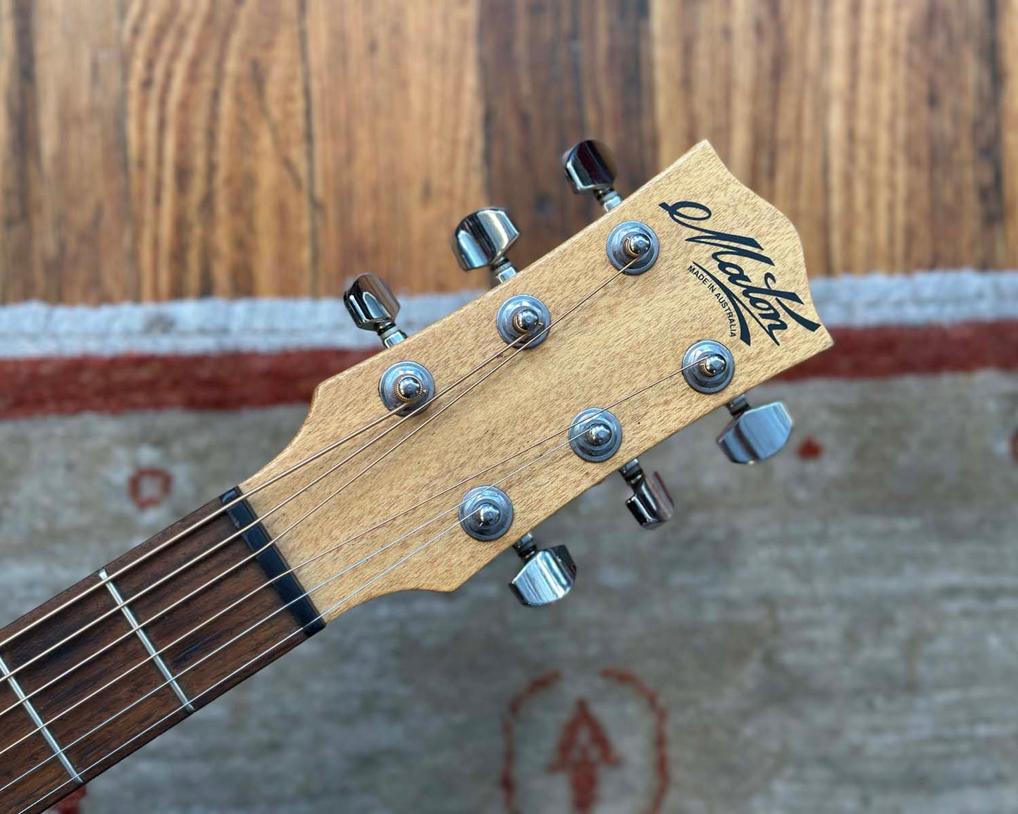Maton M225 'Natural Series' Dreadnought w/Hiscox LiteFlite Case