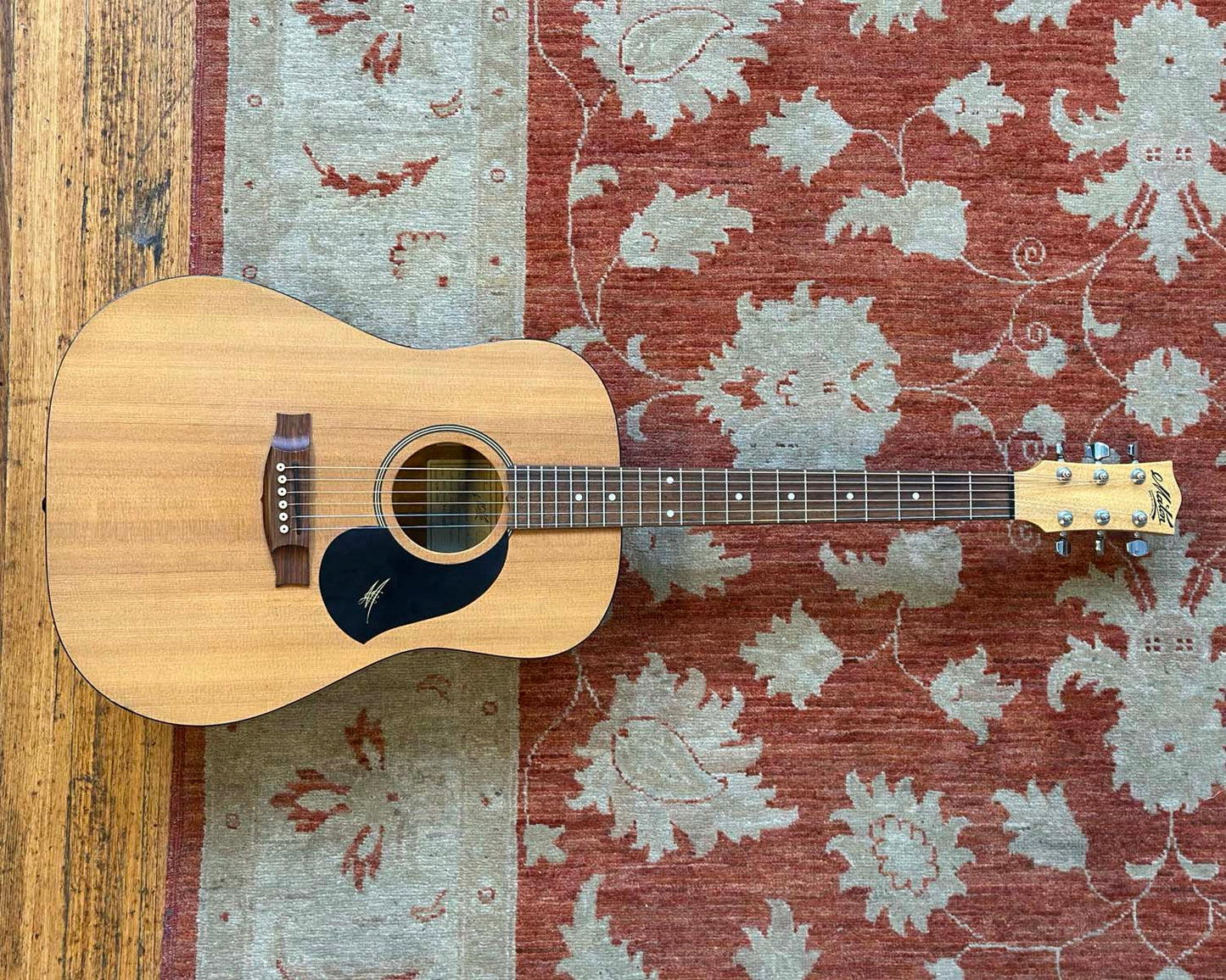 Maton M225 'Natural Series' Dreadnought w/Hiscox LiteFlite Case