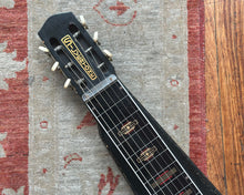 Load image into Gallery viewer, Maton Silvertone
