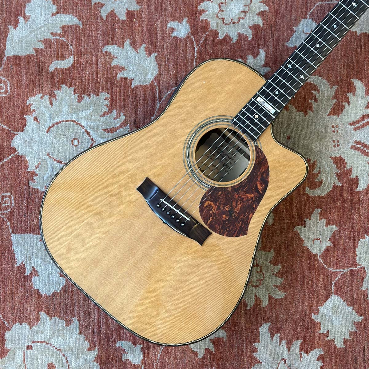 2011 Maton "The Messiah" 6-String Cutaway w/ Preamp & OHSC