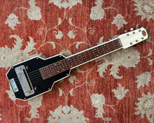 Load image into Gallery viewer, Maxim No2 Lap Steel
