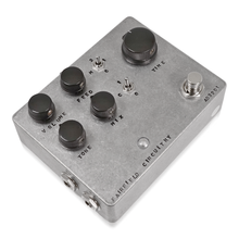 Load image into Gallery viewer, Fairfield Meet Maude Analogue Delay Pedal
