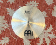 Load image into Gallery viewer, Meinl B14MH 14&quot; Byzance Traditional Medium Hi-Hats
