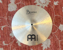 Load image into Gallery viewer, Meinl B14MH 14&quot; Byzance Traditional Medium Hi-Hats
