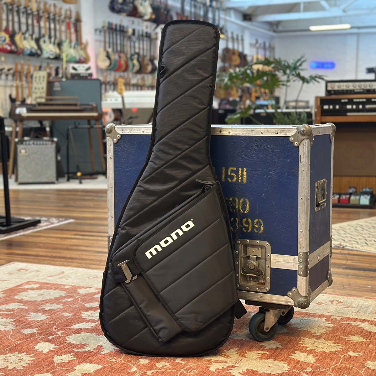 Mono Electric Guitar Sleeve - Mint Condition