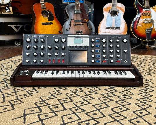 Moog Minimoog Voyager Select Series