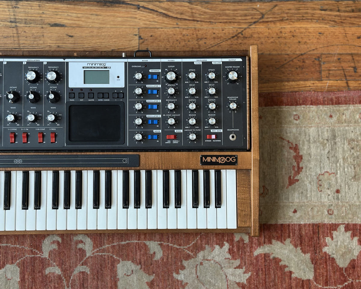 40th Anniversary Moog Minimoog Voyager XL 61-Key Monophonic Synthesize ...