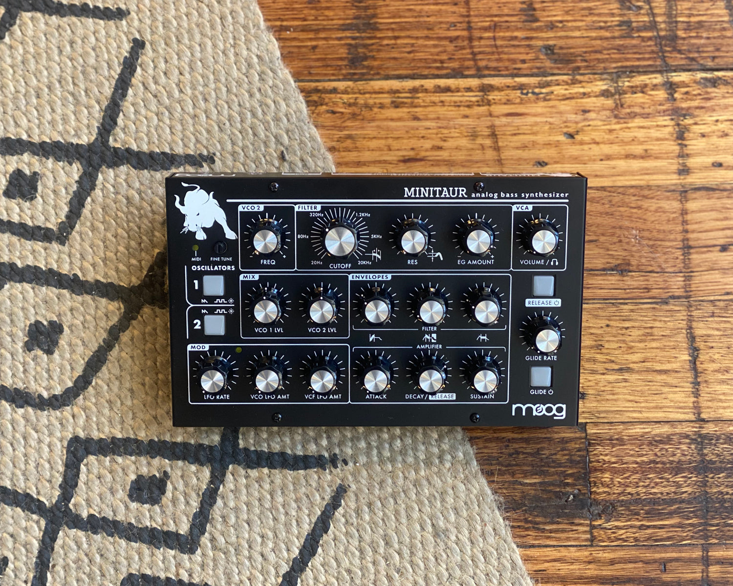 Moog minitaur online used