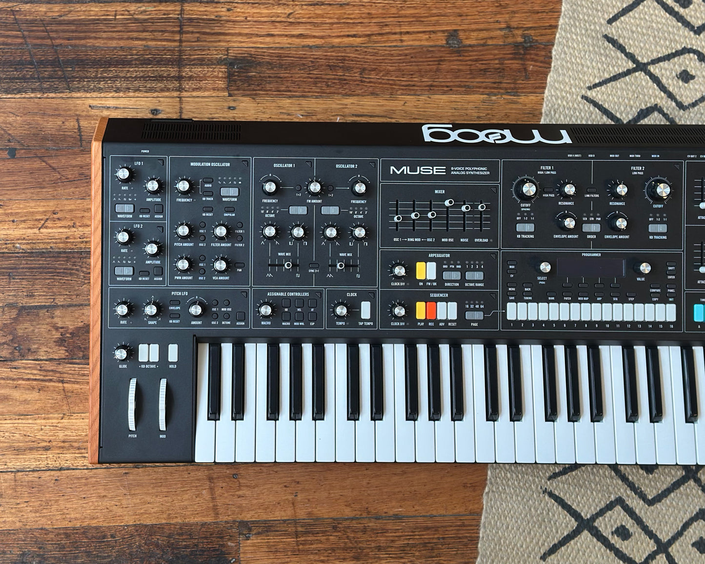 Moog Muse 8-Voice Polyphonic Synthesizer
