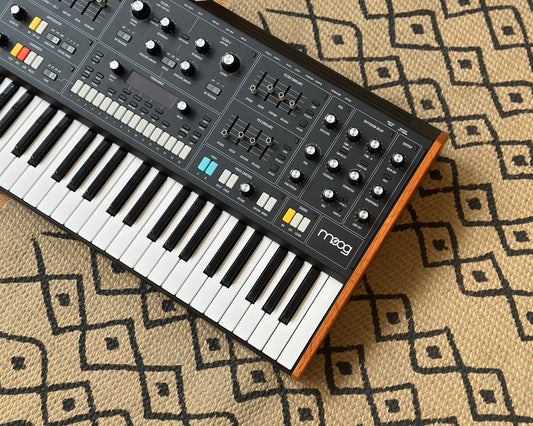 Moog Muse 8-Voice Polyphonic Synthesizer
