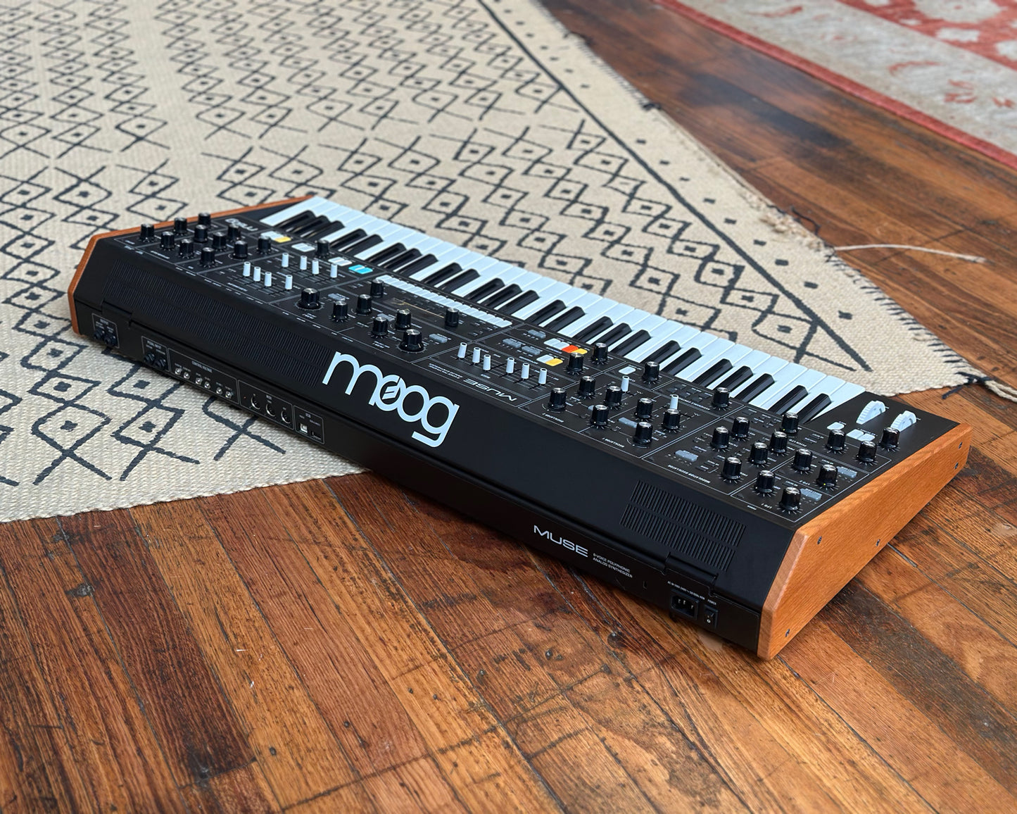 Moog Muse 8-Voice Polyphonic Synthesizer