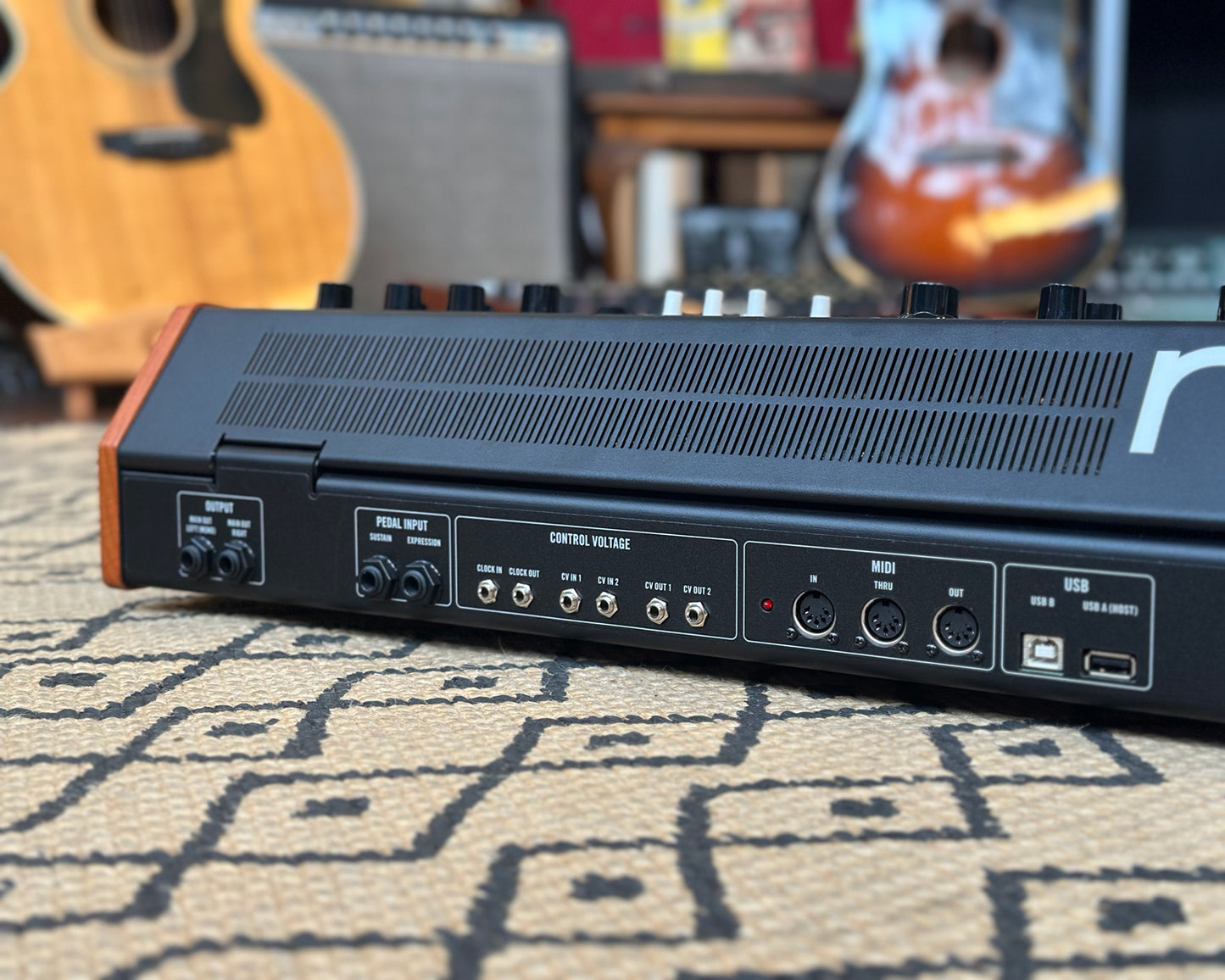 Moog Muse 8-Voice Polyphonic Synthesizer