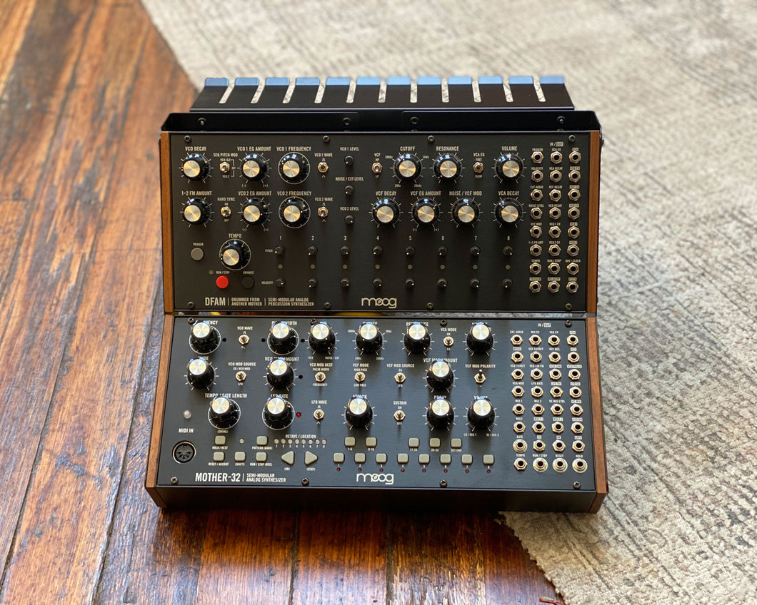 Moog Sound Studio Bundle (DFAM & Mother-32)