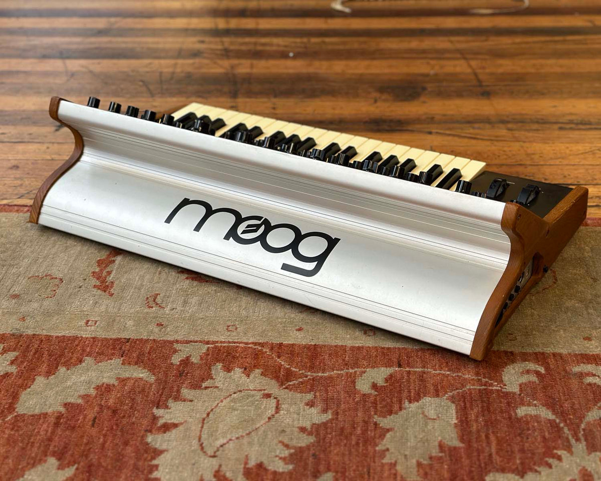 Moog Sub 37 Tribute Paraphonic Analogue Synthesizer