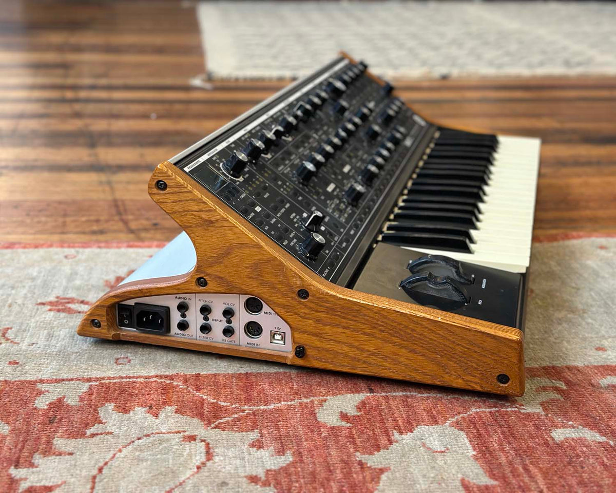 Moog Sub 37 Tribute Paraphonic Analogue Synthesizer