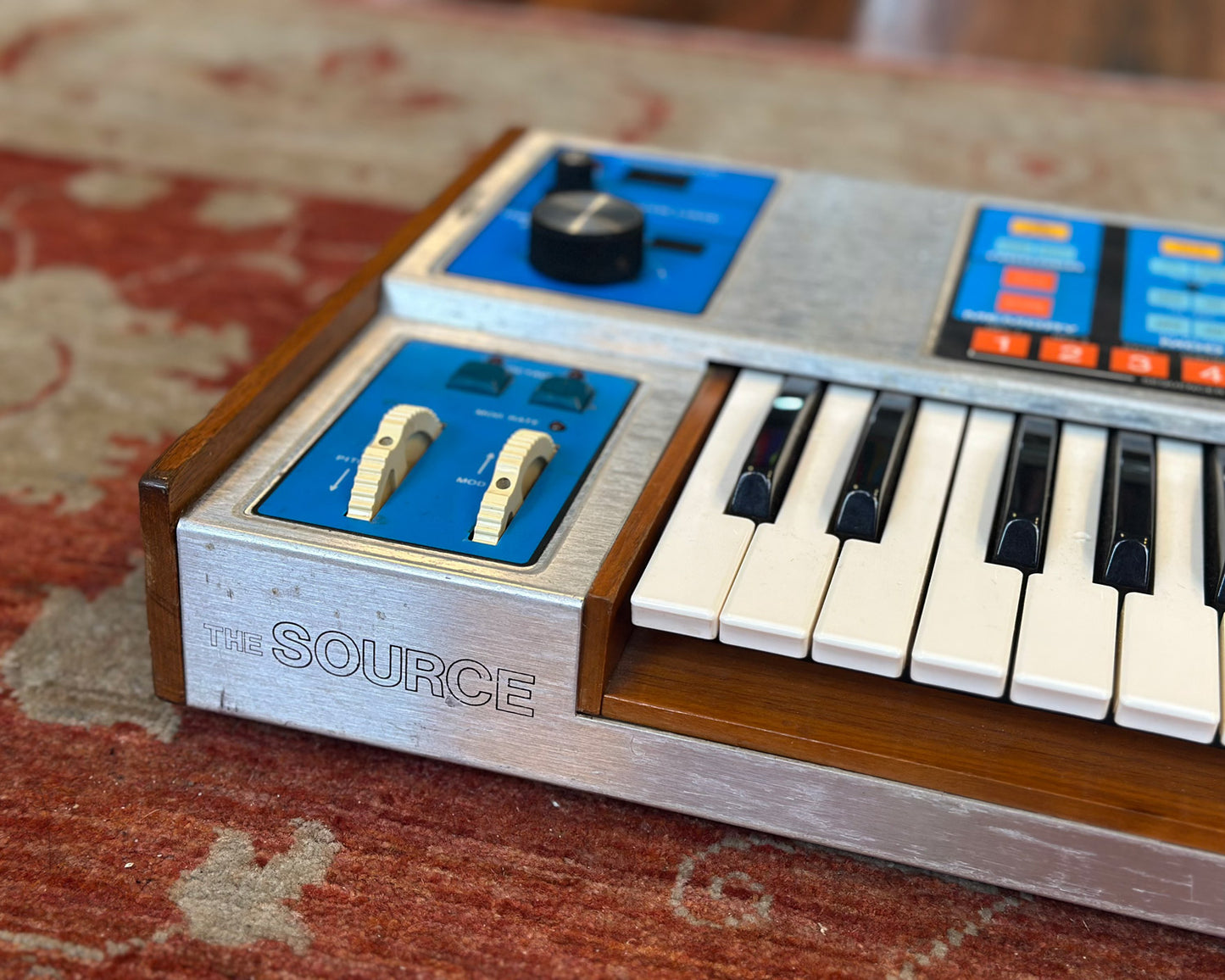 Moog The Source Monophonic Analogue Synthesizer