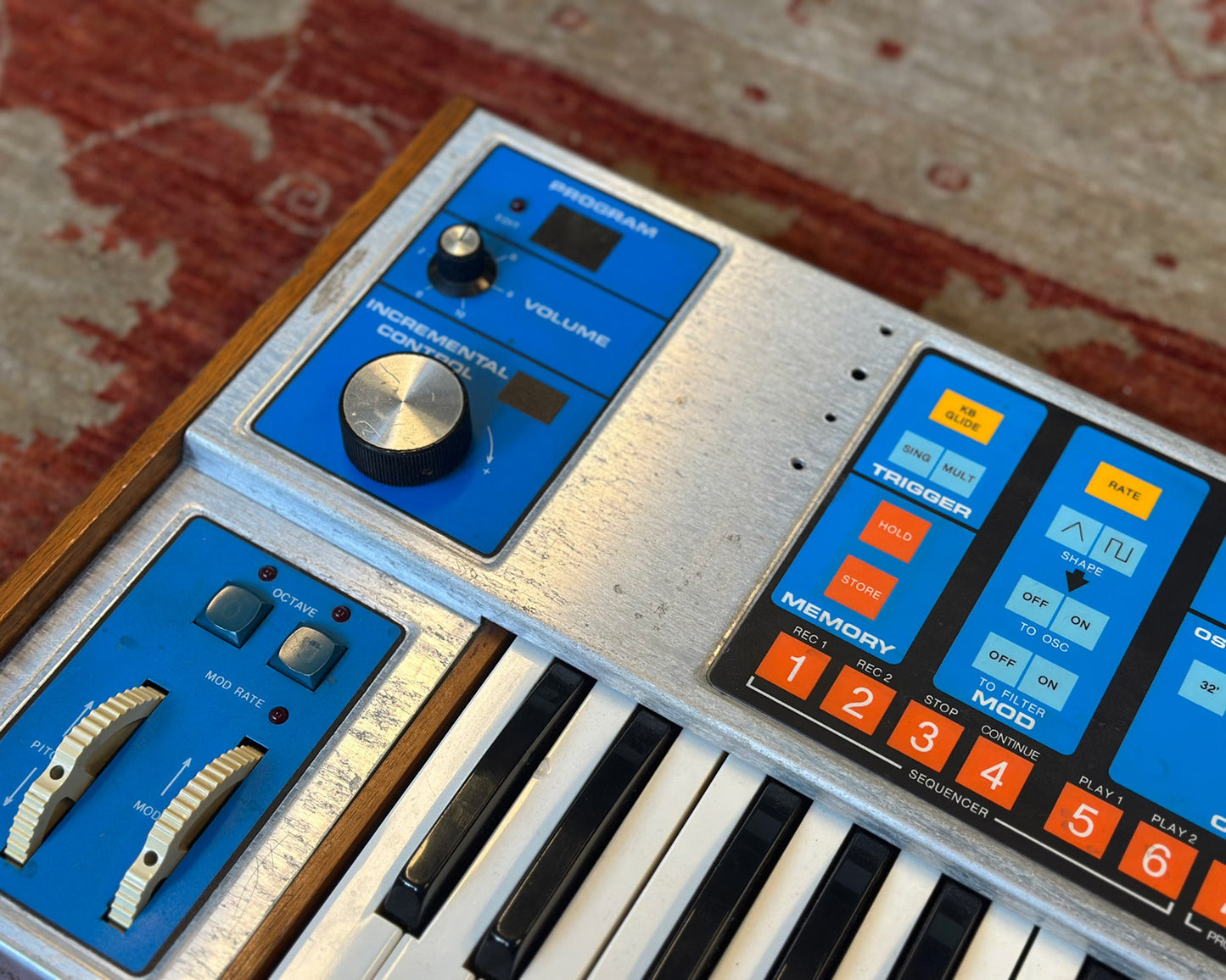 Moog The Source Monophonic Analogue Synthesizer
