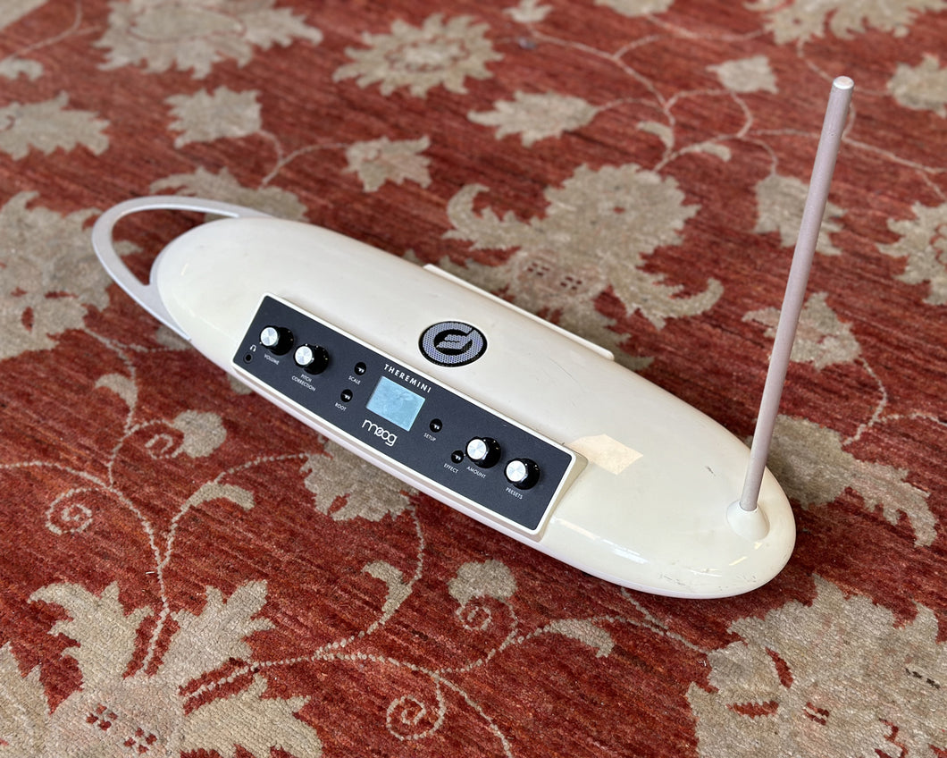 Moog Theremini Theremin