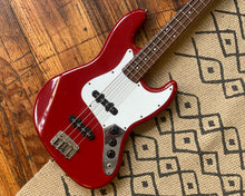 Load image into Gallery viewer, Morris Hurricane Jane - Jazz Bass - MIJ
