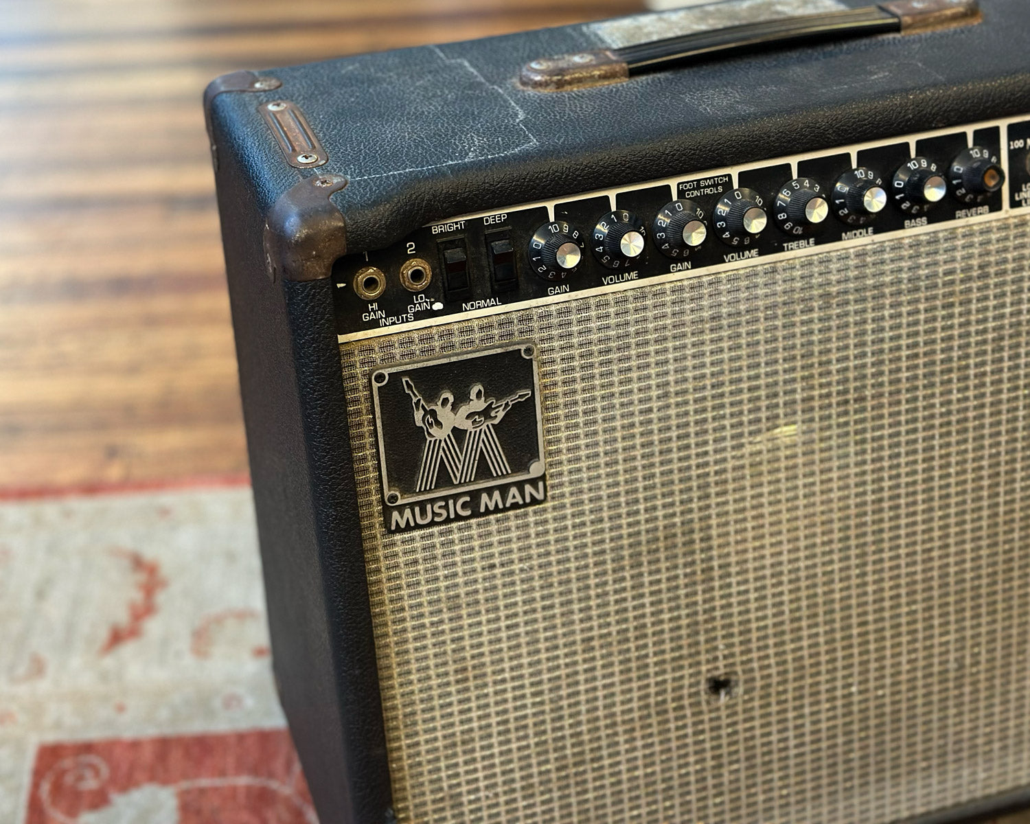 Music Man 112RD 100 Watt 1x12 Music Man 112RD 100 Watt 1x12