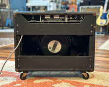 Load image into Gallery viewer, Music Man 112RD 100 Watt 1x12&quot; Guitar Amplifier
