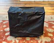 Load image into Gallery viewer, Music Man 112RD 100 Watt 1x12&quot; Guitar Amplifier
