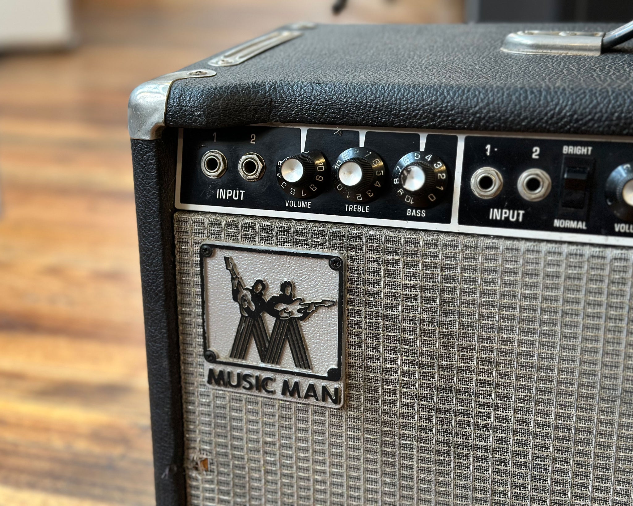 MUSICMAN 210HD 130W/10インチ2発の70sミュージックマン！6/24迄！