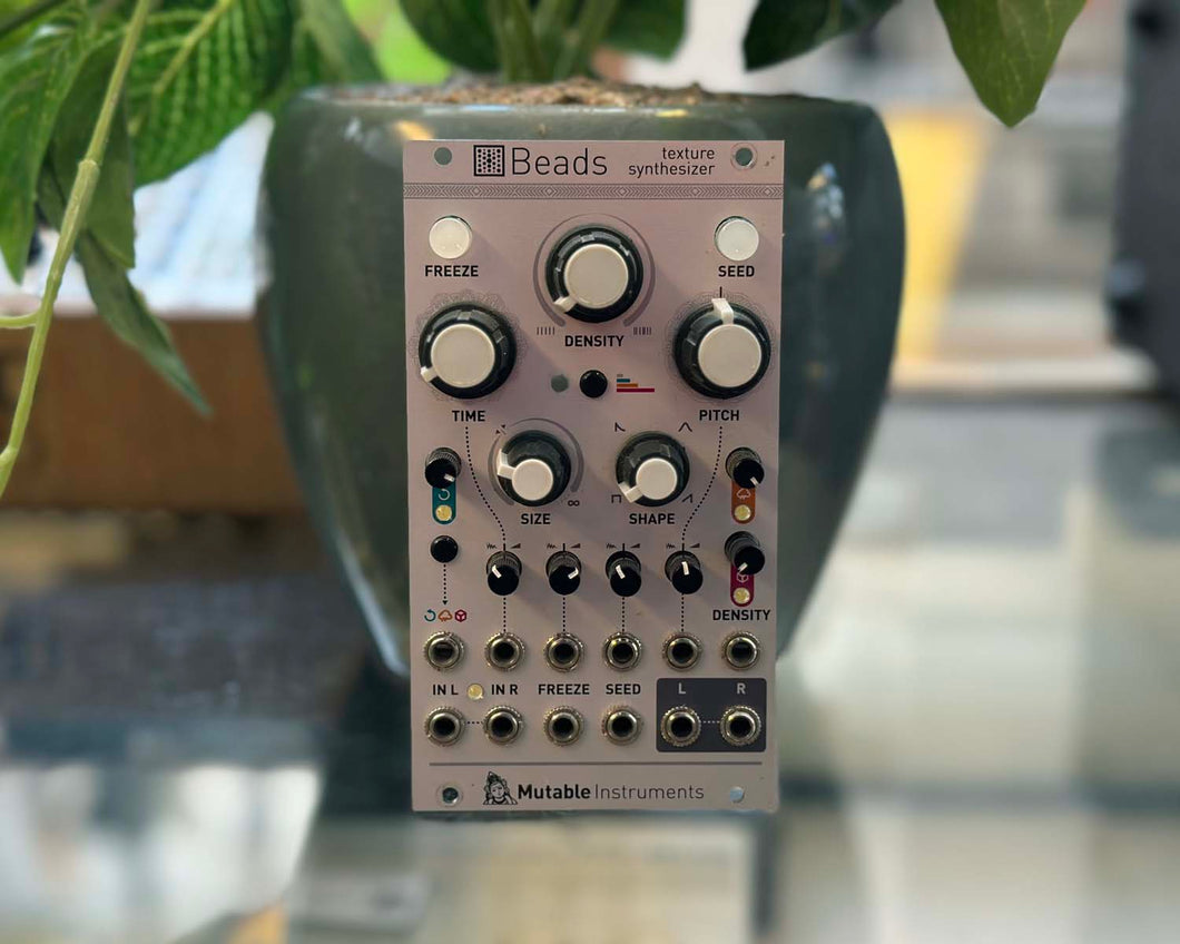 Mutable Instruments Beads Texture Synthesizer – Found Sound