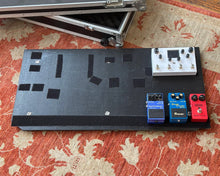 Load image into Gallery viewer, NSP Pedal Board &amp; Flight Case
