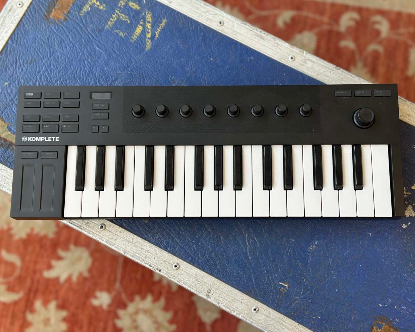 Native Instruments Komplete Kontrol M32