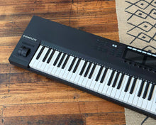 Load image into Gallery viewer, Native Instruments Komplete Kontrol S88 MK2
