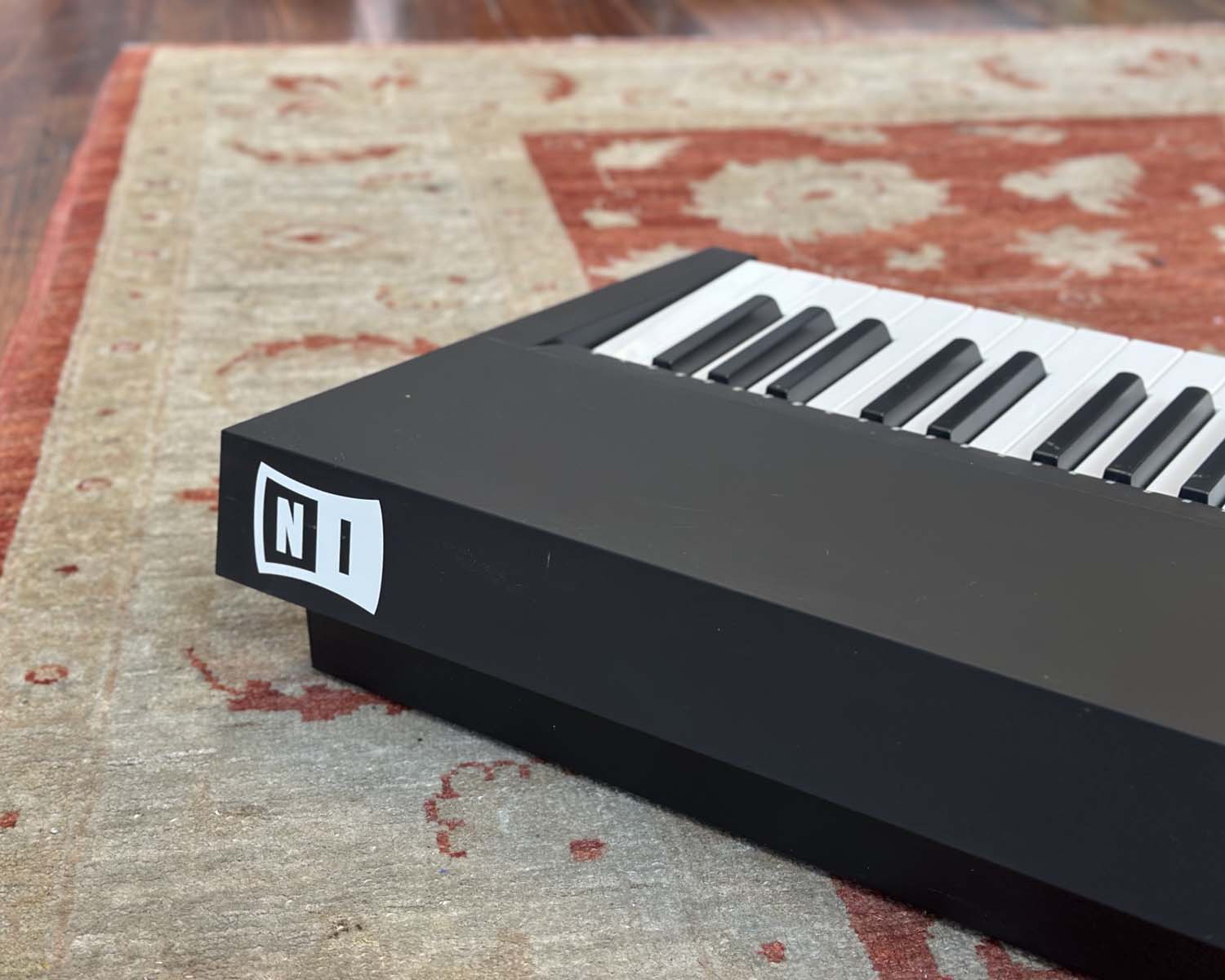 Native Instruments Komplete Kontrol S88 MK2 – Found Sound