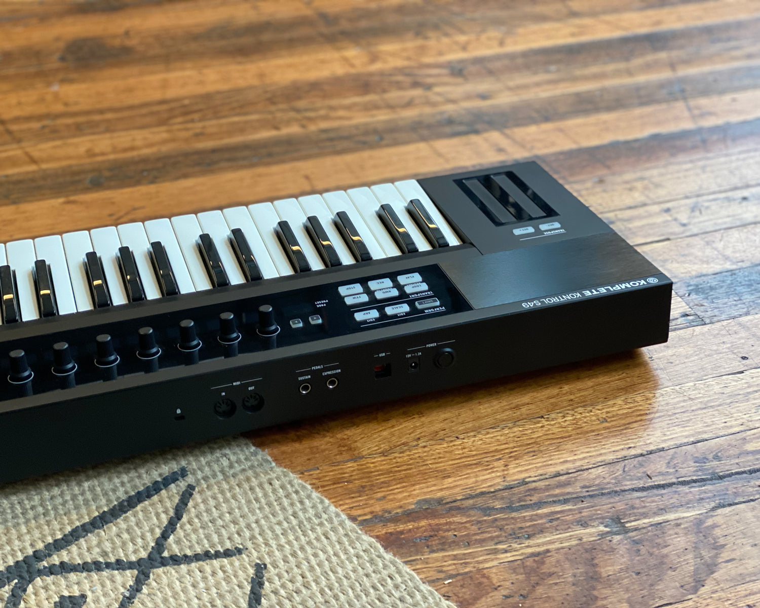 Native Instruments Komplete Kontrol S49 MK2 Controller