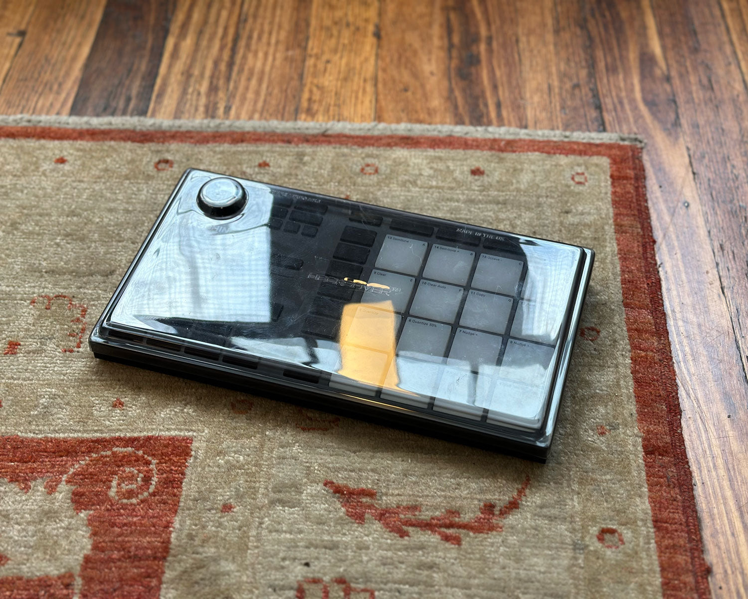 Native Instruments Maschine Mikro Mk3 Black + Decksaver