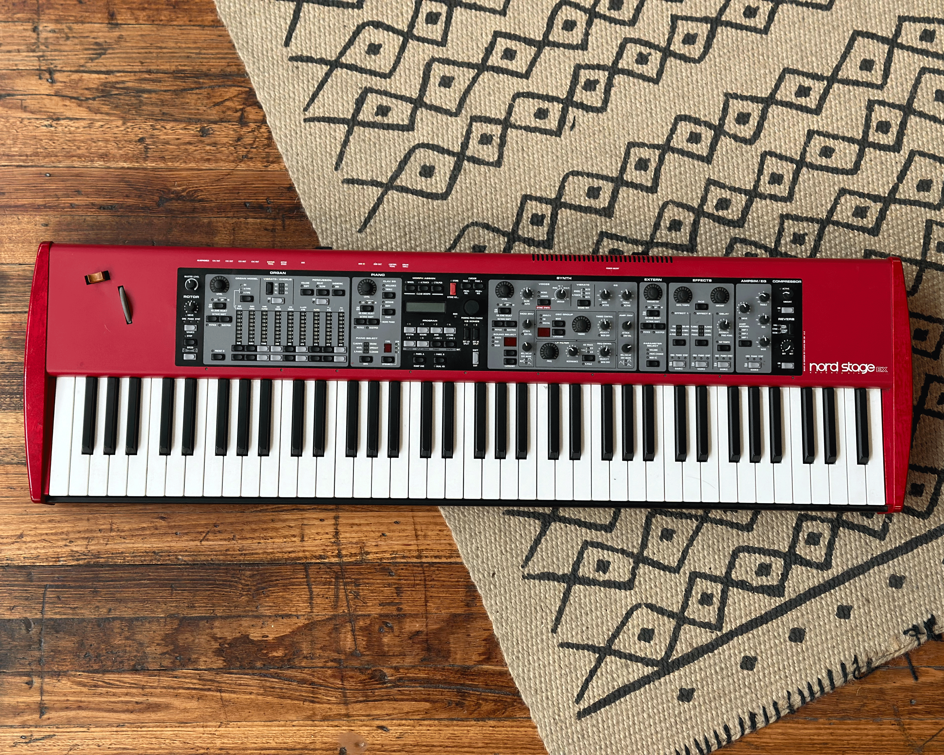 【美品】Clavia NORD STAGE EX 73 純正ケース 動作確認済 中古] Clavia NORD STAGE EX Compact 73 [VK180] : 中古楽器専門店Qsic
