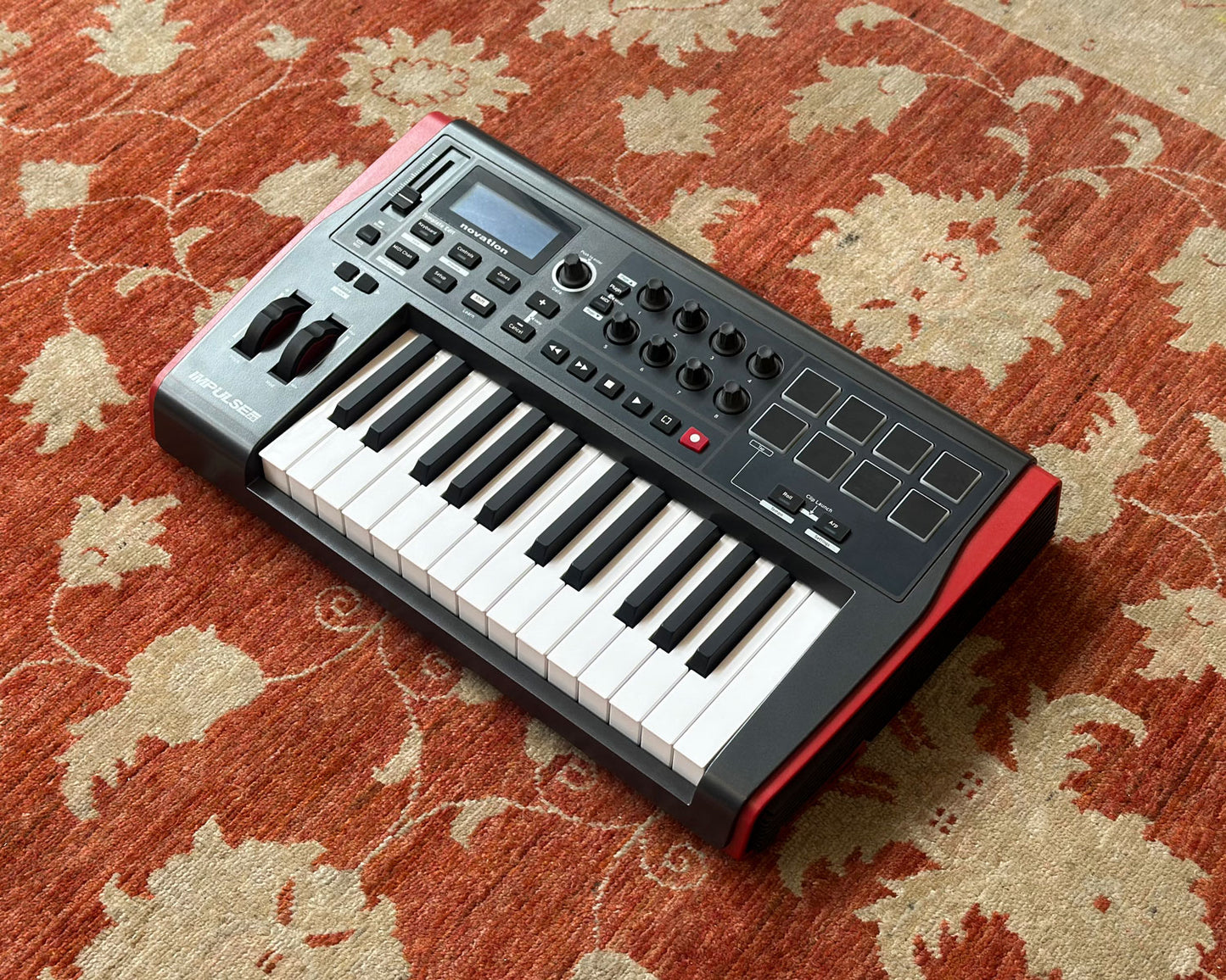 Novation Impulse 25 USB MIDI Controller