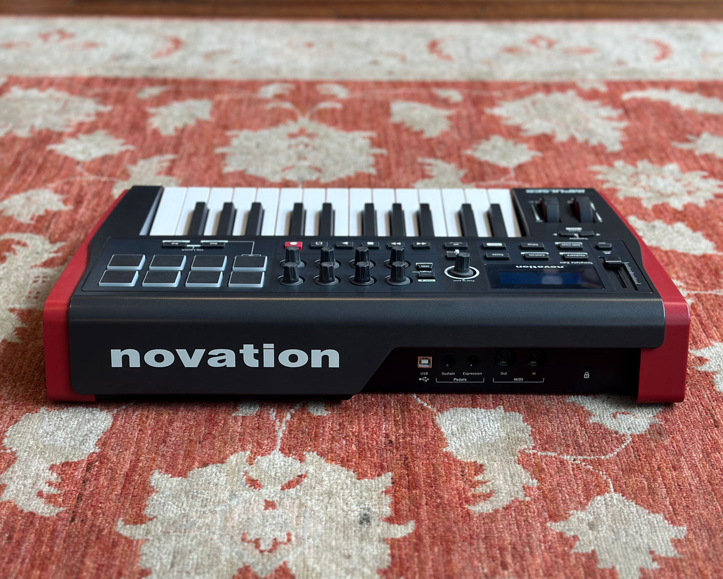 Novation Impulse 25 USB MIDI Controller