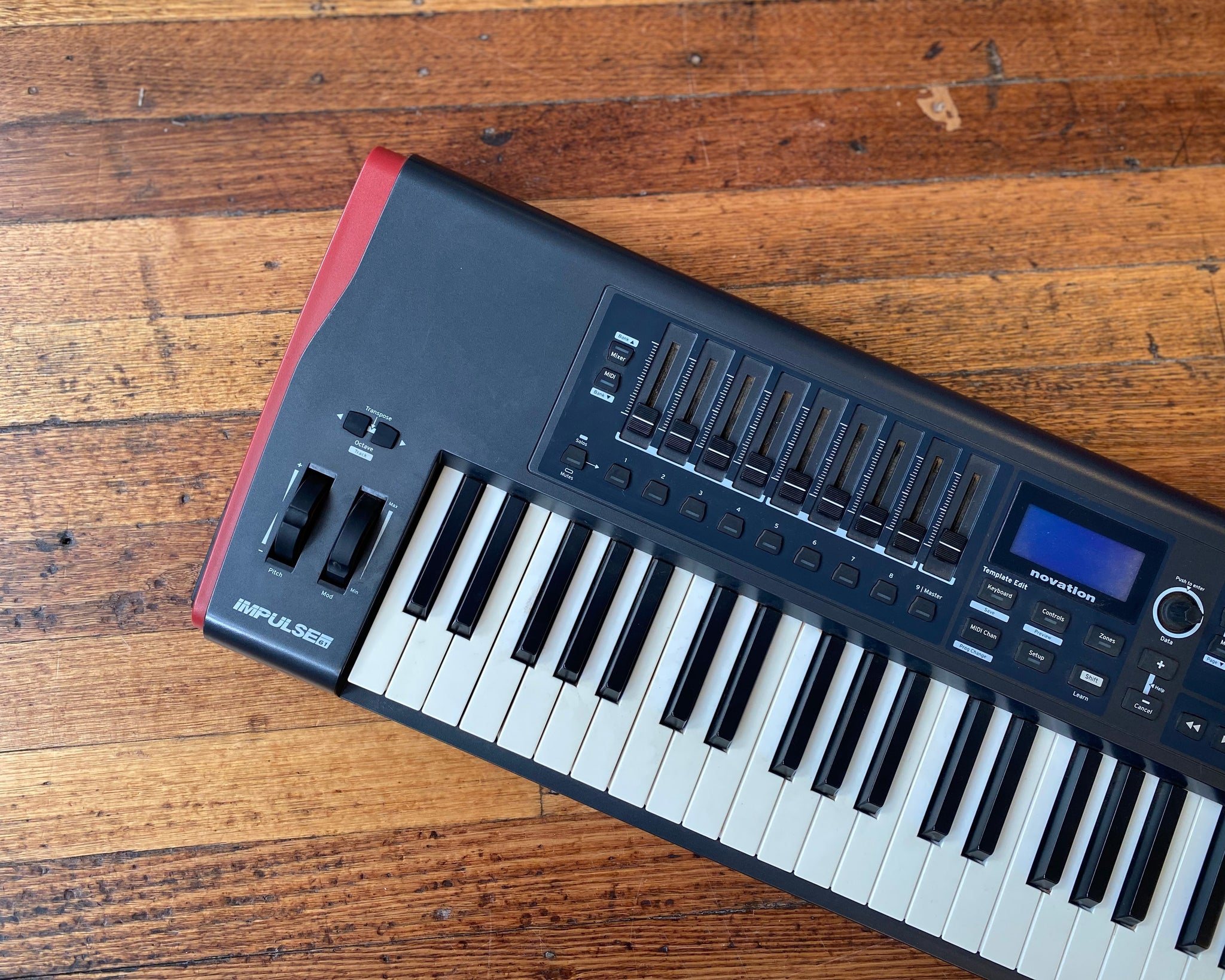 即発送 Novation impulse 61 本体のみ NOVATION ( ノベーション ) Impulse 61 MIDIキーボード 送料無料