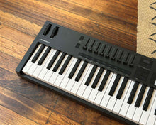 Load image into Gallery viewer, Novation Launchkey 61 Mk4 61-Key MIDI Keyboard Controller
