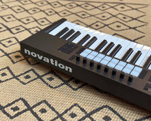 Load image into Gallery viewer, Novation Launchkey 61 Mk4 61-Key MIDI Keyboard Controller
