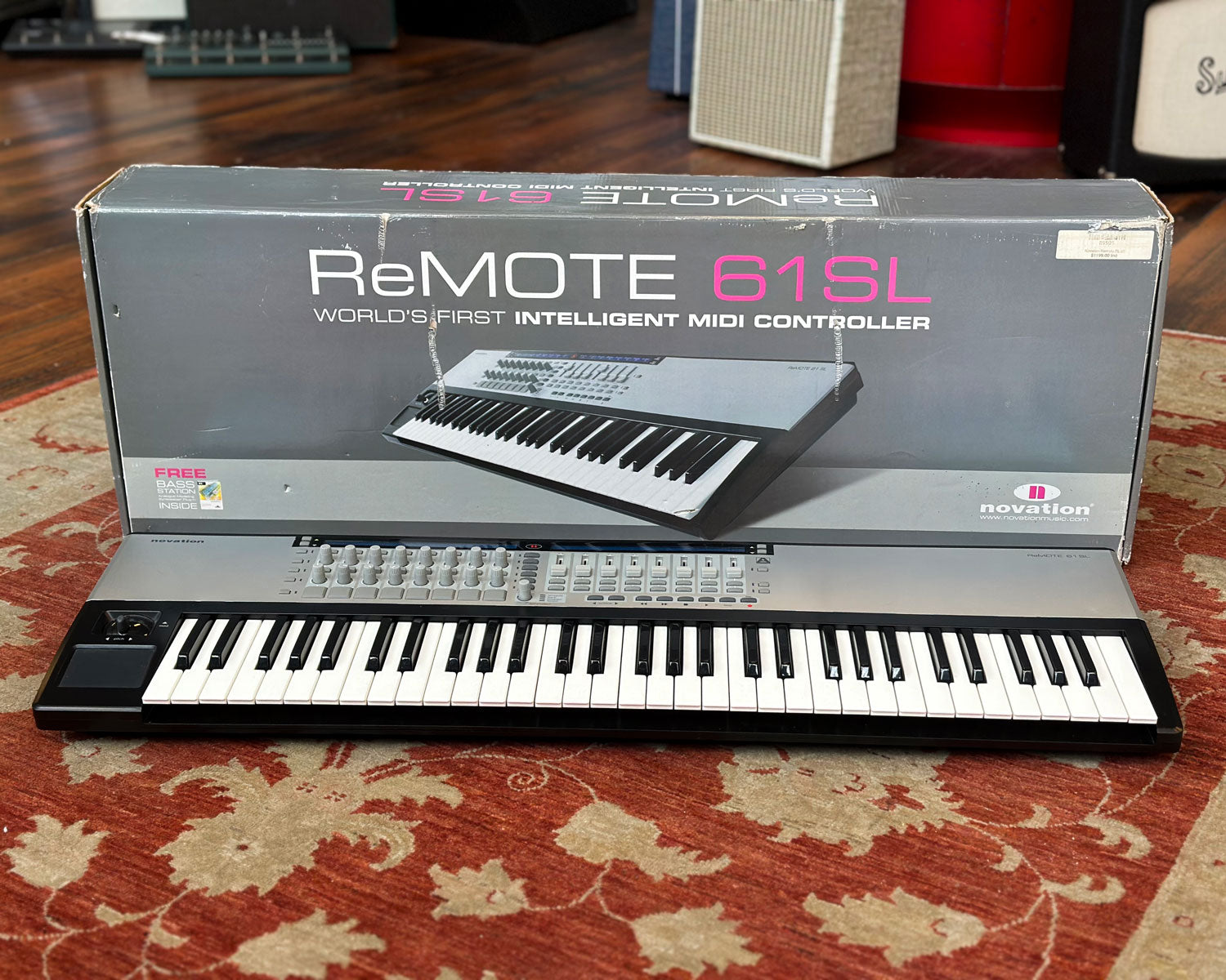 Novation ReMOTE 61 SL Intelligent MIDI Controller – Found Sound