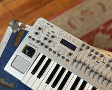 Load image into Gallery viewer, Novation X-Station 25 Virtual Analogue Synthesizer, Audio Interface and MIDI Controller
