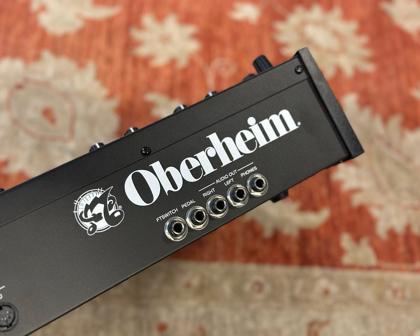 Oberheim TEO-5 5-Voice VCO/VCF-based Polysynth