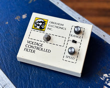 Load image into Gallery viewer, Oberheim VCF-200 Voltage Controlled Filter Pedal

